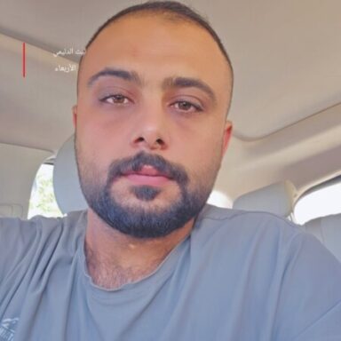 Profile photo of b7ef9136