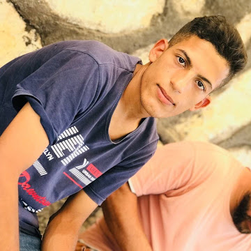 Profile photo of b62fddfe