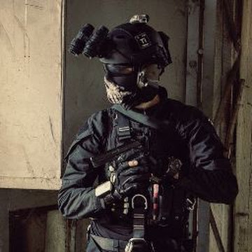 Profile photo of Ali Claymore