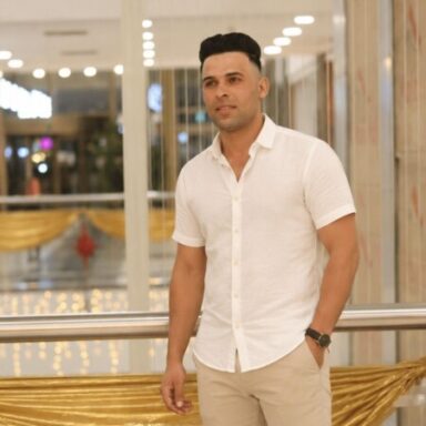 Profile photo of d90d019b